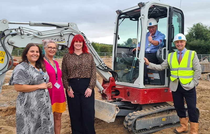 From L to R, Verity Allsop Regional Quality Assurance Manager, Nita Roper Hospital Director Sherwood House, Claire Griffiths Hospital Manager, Ricky Holland Operations Director and Dr Tony Romero CEO of Cygnet Health Care at the site being developed for Cygnet Hospital Sherwood
