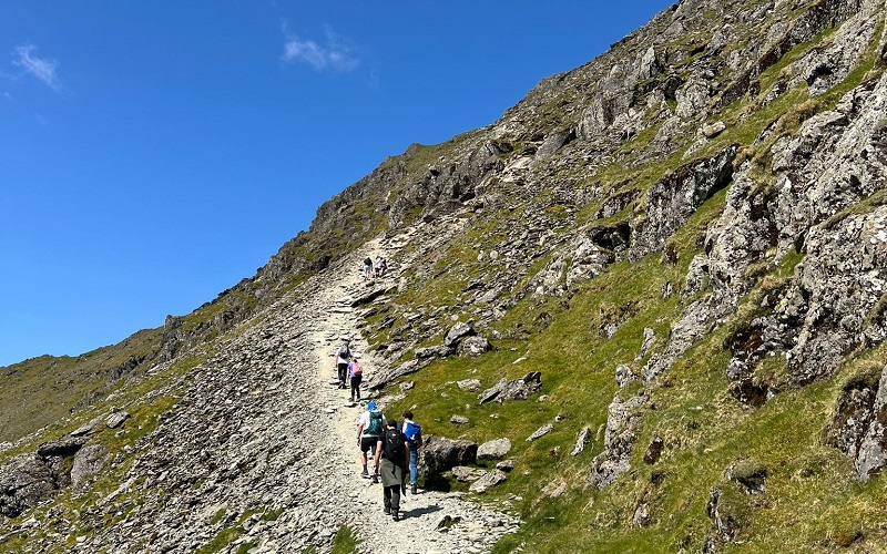 The steep ascent via the Watkin Path