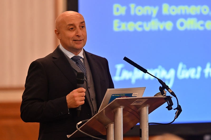 Dr Tony Romero