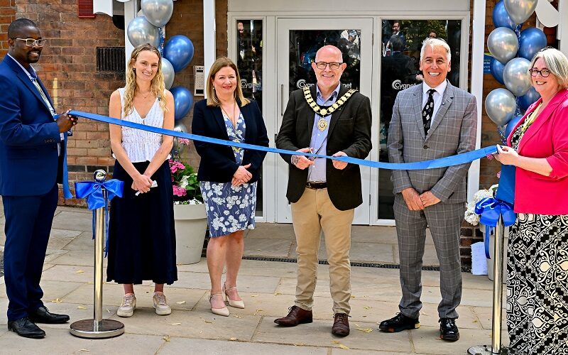 Councillor Alan Abernethy, Mayor of Heanor and Loscoe cuts the ribbon at the opening of Cygnet Elowen Hospital
