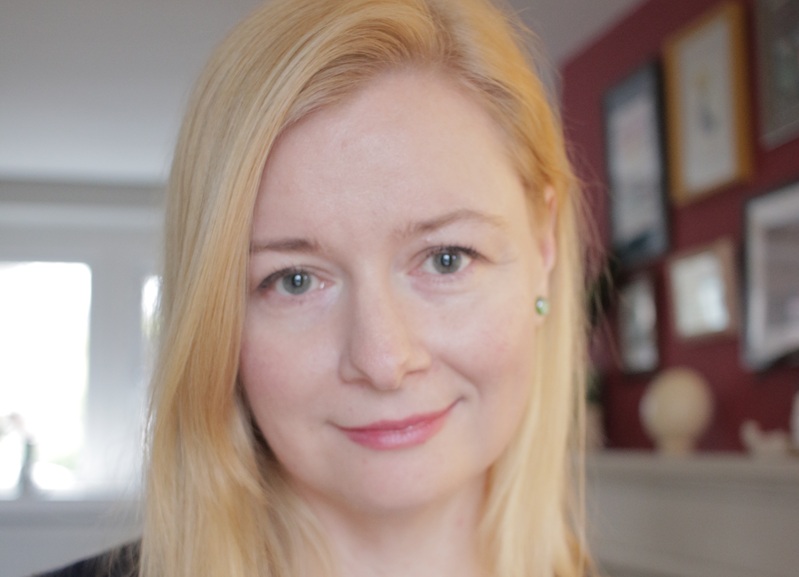 Dr Vica Khromova